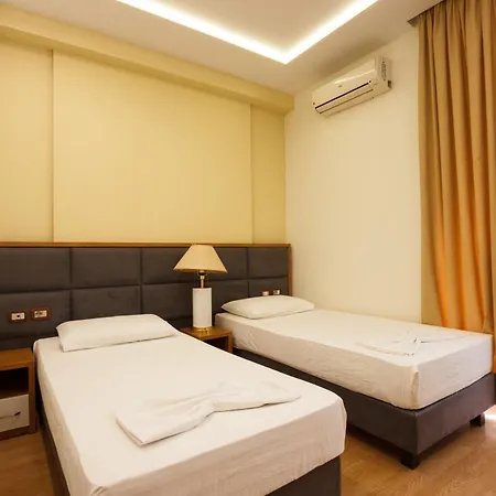 Hotel Cajupi 4*