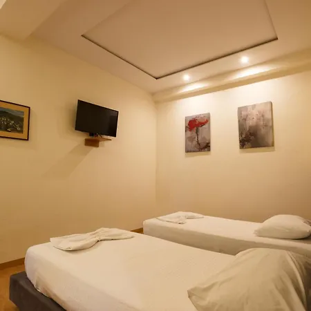 Cajupi Hotel Gjirokastër