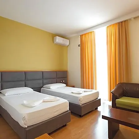 Hotel Cajupi 4*