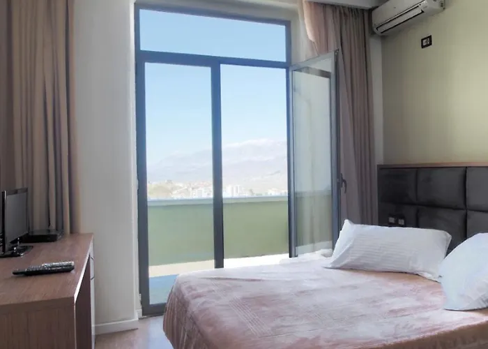 Cajupi 4* Gjirokastër