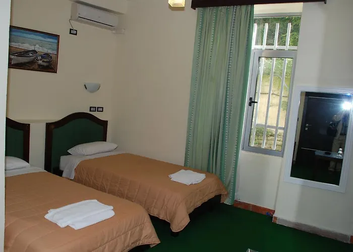 Cajupi 4* Gjirokastër